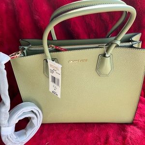 Micheal Kors Mercer handbag